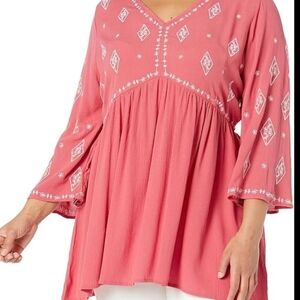 Stylish Pink Women's Tunic with Embroidery